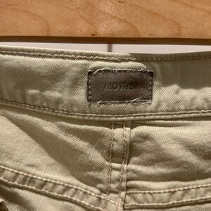 Light tan Mother jeans w/frayed bottom